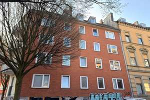 Studenten aufgepasst: Möbliertes WG-Zimmer in frisch renovierter 3-Zimmer-WG im Herzen von Aachen!