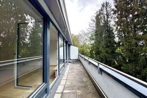 Großzügige 2-Zimmer-Dachgeschosswohnung in Solln – Die vollständige Adresse der Immobilie erhältst du vom Anbieter., 81479 Solln, München – Vorschaubild 3