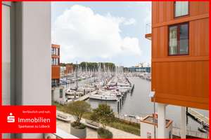 Die Ostsee und die Marina im Blick – Die vollständige Adresse der Immobilie erhältst du vom Anbieter., 23570 Travemünde, Lübeck – Vorschaubild 1