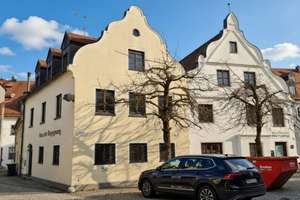 Exklusive TOP Innenstadtlage von Schrobenhausen: MFH mit 3 Wohneinheiten ideal für Kapitalanleger  – Die vollständige Adresse der Immobilie erhältst du vom Anbieter., 86529 Schrobenhausen – Vorschaubild 1