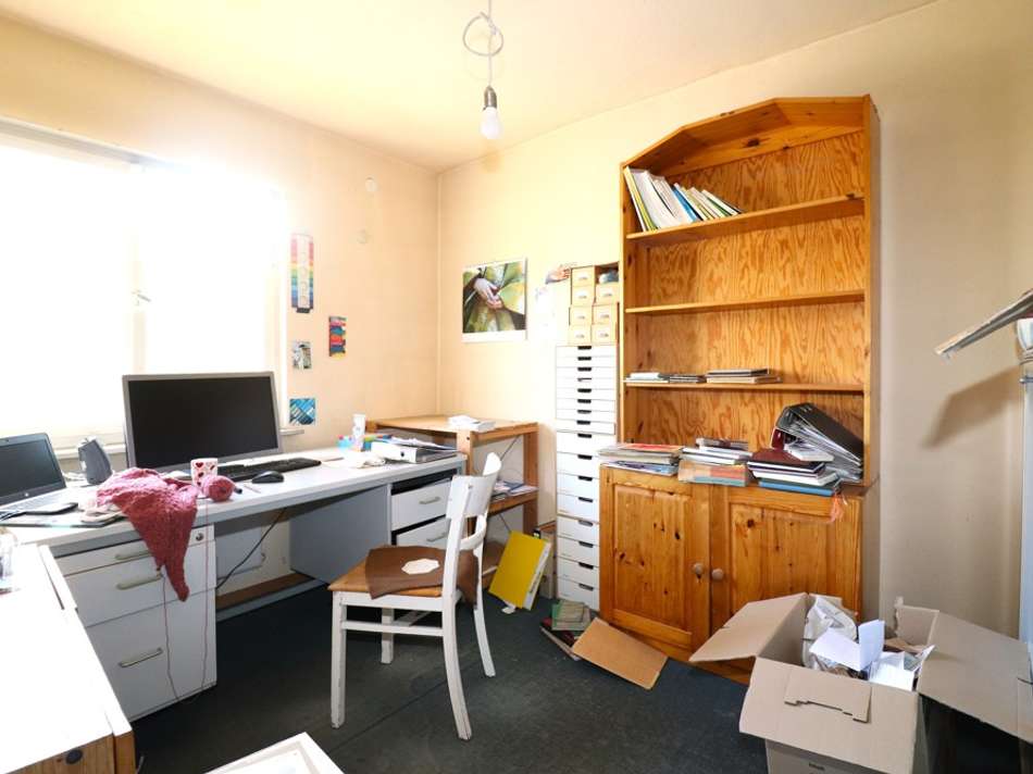 Büro/Kinderzimmer