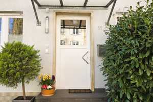 Einfamilienhaus mit Einliegerwohnung auf Sonnengrundstück mit Pool – Mainz – Vorschaubild 2