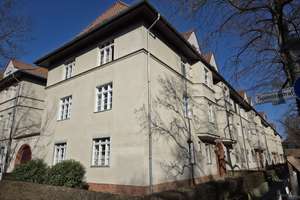 Bezugsfrei nahe FU Berlin: helle 2-Zimmer-Dachgeschosswohnung am Breitenbachplatz – Die vollständige Adresse der Immobilie erhältst du vom Anbieter., 12163 Steglitz, Berlin – Vorschaubild 21