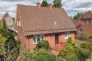 Einfamilienhaus inkl.zusätzlichem Baugrundstück – Die vollständige Adresse der Immobilie erhältst du vom Anbieter., 24147 Elmschenhagen, Kiel – Vorschaubild 2