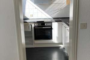 Traumhafte 1-Zimmer-Wohnung mit Südbalkon, Badewanne und EBK, 5 min zum Gleis in Augsburg-Hochzoll – Die vollständige Adresse der Immobilie erhältst du vom Anbieter., 86163 Hochzoll-Süd, Augsburg – Vorschaubild 16