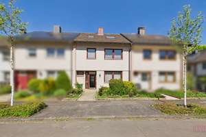 Familienfreundliches Reihenhaus mit Garten in begehrter Lage von Bonn-Bad Godesberg (Pennenfeld) – Max-Planck-Straße 81, 53177 Lannesdorf, Bonn – Vorschaubild 2