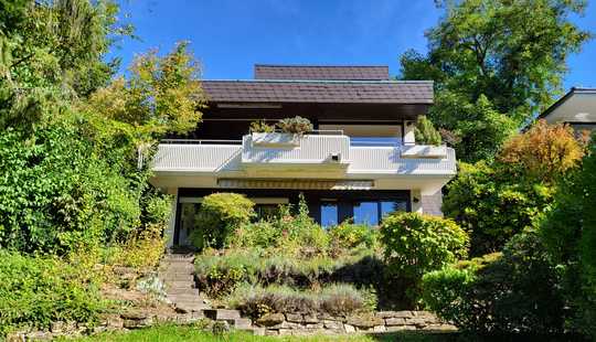 Bild von Unternehmer-Villa in Bestlage von Kronberg-Schönberg