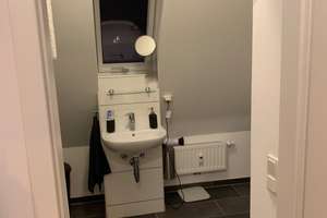 Gemütliche 2-Raum-Wohnung im Dachgeschoss in Essen-Kettwig – Die vollständige Adresse der Immobilie erhältst du vom Anbieter., 45219 Kettwig, Essen – Vorschaubild 5