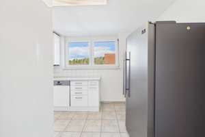 Ihr neues Zuhause in ruhiger Lage – Reihenmittelhaus mit großer Terrasse, EBK & Garage in Tischardt – Die vollständige Adresse der Immobilie erhältst du vom Anbieter., 72636 Frickenhausen – Vorschaubild 11