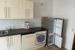 Geschmackvolle 3-Zimmer-Wohnung mit gehobener Innenausstattung mit Balkon und EBK in Hannover – Sedanstraße 51/52, 30161 Hannover – Vorschaubild 2