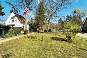 Bezugsfreies Einfamilienhaus auf großzügigem Grundstück in gefragter Potsdamer Wohnlage (Babelsberg) – Hubertusdamm 4, 14480 Am Stern, Potsdam – Vorschaubild 3