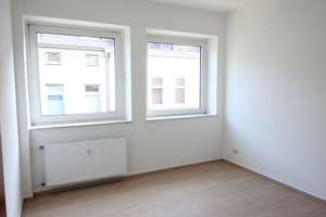 DU-Mitte, renovierte 2 .Zi.-Whg., 3. OG 64 m², gr. Küche, Balkon,  Aufzug – Güntherstraße 35, 47051 Dellviertel, Duisburg – Vorschaubild 15