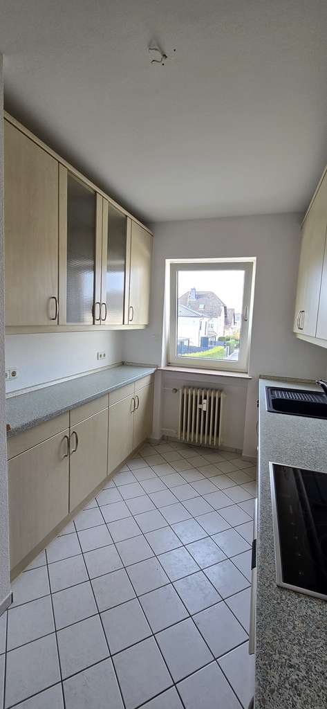 Immobilie in Kriftel - Geräumige 5-Zimmer-Wohnung mit Balkon und Garten in Kriftel -Provisionsfrei - Bild 3
