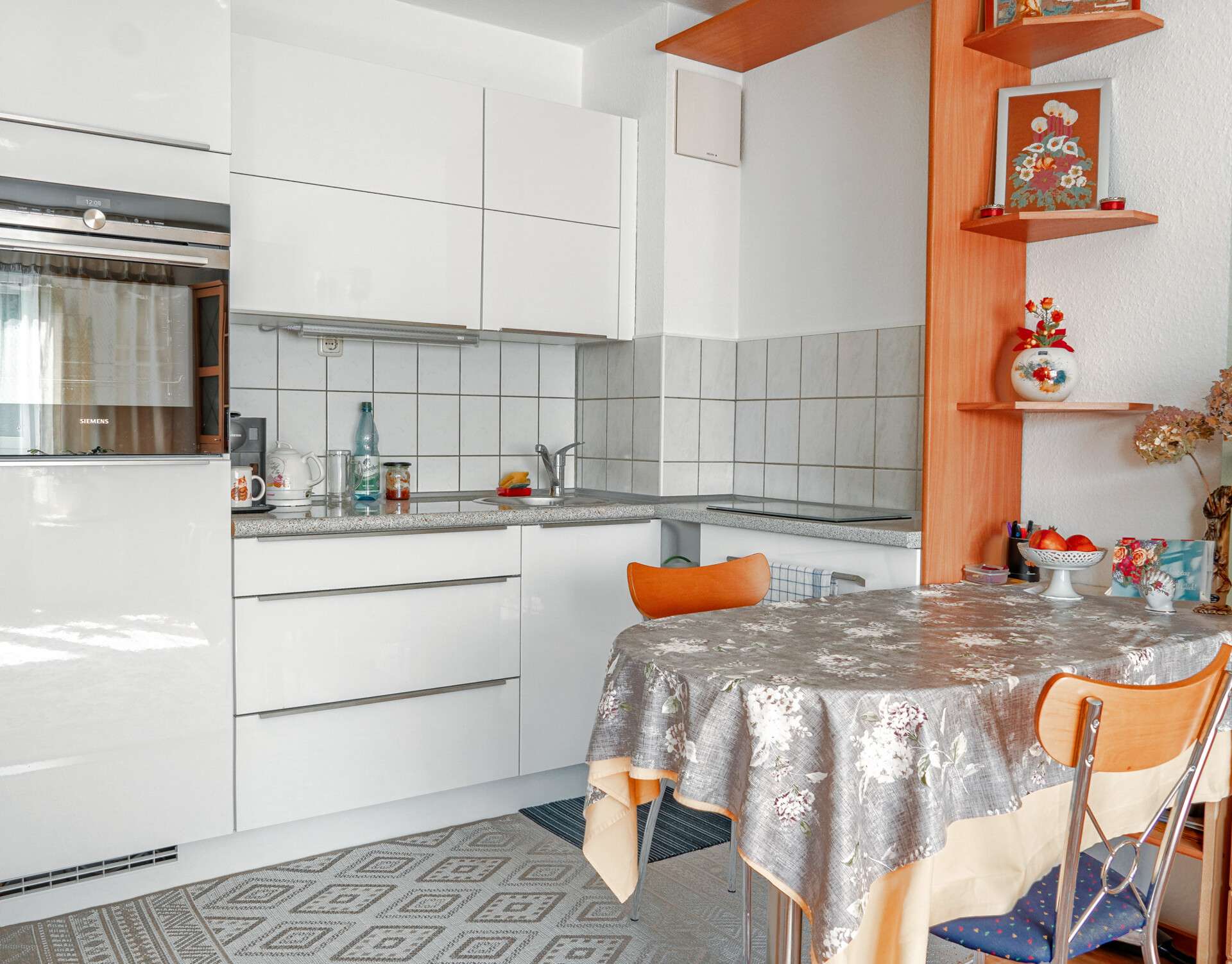 Immobilie in Eschborn - Charmante 1-Zimmer-Wohnung mit Loggia & Tiefgarage – Vermietetes Investment in attraktiver Lage - Bild 3