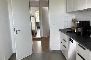 Großzügige 3-Zimmer-Wohnung mit Balkon in Salzgitter-Fredenberg  – Spitzwegpassage -, 38228 Salzgitter – Vorschaubild 2
