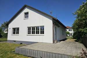 Freistehender Bungalow in beliebter Lage am Körnerplatz Ingolstadt mit großem Garten – Körnerstr. 2 1/2, 85055 Nordost, Ingolstadt – Vorschaubild 28