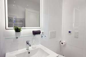 SOFORT BEZUGSFREI-WUNDERSCHÖNES APPARTEMENT – Die vollständige Adresse der Immobilie erhältst du vom Anbieter., 81241 Am Westbad, München – Vorschaubild 7