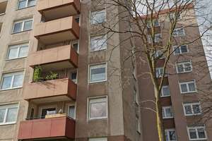 Ihre neue Wohnung: praktische 3,5-Zimmer-Wohnung – Finkenweg 2, 45899 Beckhausen, Gelsenkirchen – Vorschaubild 1