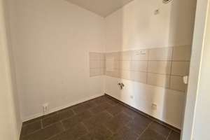 SELTENHEIT! 6-Zimmer-Wohnung in Chemnitz - Platz für die ganze Familie! 2 Bäder & 2 Balkone! – Albert-Köhler-Straße 87, 9122 Morgenleite, Chemnitz – Vorschaubild 5