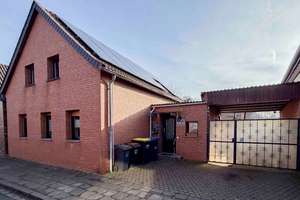 Gemütliches Einfamilienhaus in Bergheim-Hüchelhoven mit großem Potenzial und sonnigem Garten – Die vollständige Adresse der Immobilie erhältst du vom Anbieter., 50129 Bergheim – Vorschaubild 1