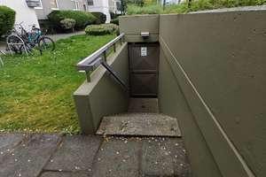 VON PRIVAT: Gepflegte 3-Zimmer-Wohnung mit Balkon im 4. OG in Köln-Rodenkirchen – Sürther Straße 107, 50996 Rodenkirchen (Ortsteil), Köln – Vorschaubild 33