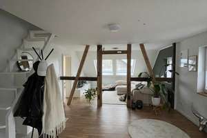 Lichtdurchflutete Maisonette-Wohnung 65 m² - 2 Zimmer  mit historischem Fachwerk – Die vollständige Adresse der Immobilie erhältst du vom Anbieter., 33739 Jöllenbeck, Bielefeld – Vorschaubild 1
