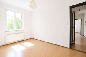 Helle Familien-Wohnung + Balkon: mitten im Fanninger-Kiez – Die vollständige Adresse der Immobilie erhältst du vom Anbieter., 10365 Lichtenberg (Ortsteil), Berlin – Vorschaubild 6