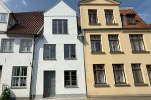 Lübecker Altstadt – Erstbezug – Die vollständige Adresse der Immobilie erhältst du vom Anbieter., 23552 Innenstadt, Lübeck – Vorschaubild 1