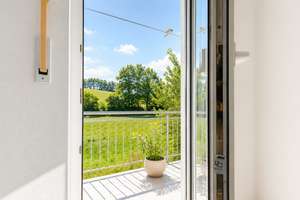 ***Super ruhige 3-Zimmer Wohnung zur Miete! Hanglage mit Blick in die Natur*** – Die vollständige Adresse der Immobilie erhältst du vom Anbieter., 93138 Lappersdorf – Vorschaubild 2