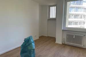 ruhige kleine 2,5 Zi Whg,  kernsaniert, in  Neuhausen – Die vollständige Adresse der Immobilie erhältst du vom Anbieter., 80636 Dom Pedro, München – Vorschaubild 4
