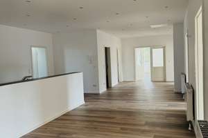 Erstbezug nach Sanierung mit Einbauküche und Balkon: attraktive 6-Zimmer-Wohnung in Potsdam – Die vollständige Adresse der Immobilie erhältst du vom Anbieter., 14476 Marquardt, Potsdam – Vorschaubild 4