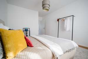 Property thumbnail 8