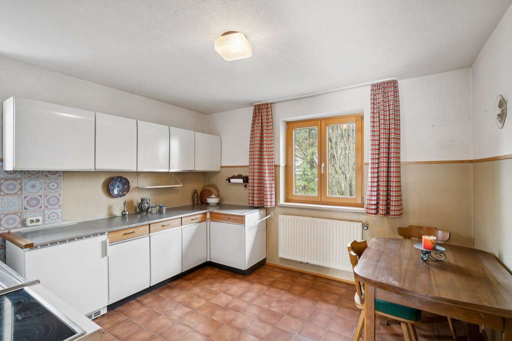 Immobilie in Mauerstetten - Einfamilienhaus mit bayerischem Charme im Ostallgäu - Bild 2