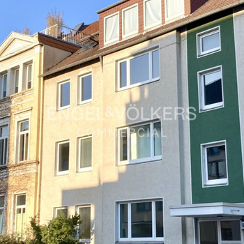 RUHIGE BÜRO- PRAXISFLÄCHEN IN ZENTRALER LAGE