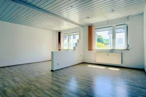 Gepflegtes 4-Familienhaus mit 2.881 m² Grundstücksfläche – Die vollständige Adresse der Immobilie erhältst du vom Anbieter., 73269 Hochdorf – Vorschaubild 8