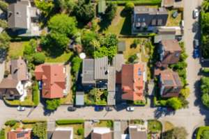 FAMILIENIDYLLE IN ALLACH: DOPPELHAUSHÄLFTE MIT GARTEN, TERRASSE UND DOPPELGARAGE – Die vollständige Adresse der Immobilie erhältst du vom Anbieter., 80999 Untermenzing, München – Vorschaubild 12