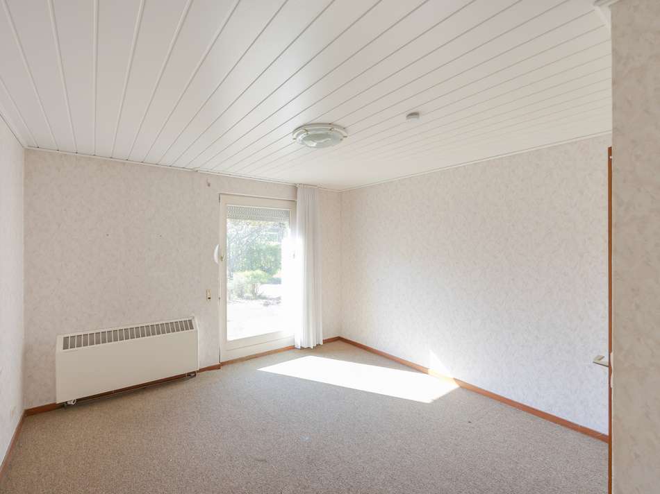 Schlafzimmer (EG)