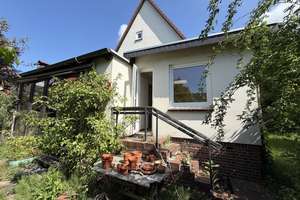 30er Jahre Charme! Stadthaus auf fast 700 m² Grundstück – Die vollständige Adresse der Immobilie erhältst du vom Anbieter., 26123 Bürgeresch, Oldenburg (Oldenburg) – Vorschaubild 2