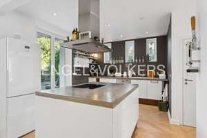 Loftflair mit traumhafter Terrasse, Garten und Garage – Die vollständige Adresse der Immobilie erhältst du vom Anbieter., 50968 Marienburg, Köln – Vorschaubild 2