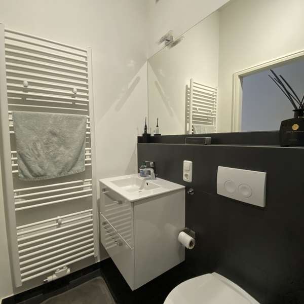 *** gehobene  1-Zimmer-Wohnung - kernsanierter denkmalgeschützter Altbau - Terrasse - nähe RWTH ***