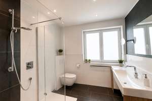 OB-Zentrum: Modernisiertes Mehrfamilienhaus mit ca. 384 m² Wfl, großem Grundstück, Garage & mehr – Die vollständige Adresse der Immobilie erhältst du vom Anbieter., 46045 Altstadt-Mitte, Oberhausen – Vorschaubild 11