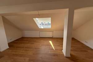 Eine Etage für Sie allein! | Sanierte Dachgeschosswohnung in zentraler Mainzer Lage – Parcusstraße 6, 55116 Neustadt, Mainz – Vorschaubild 3