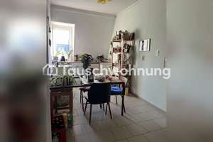 Tauschwohnung: Suche 3 RWG ( Westen) biete helle 2 RWG Altbau im Osten