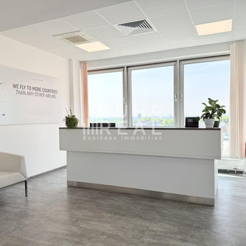 Weitblick über Köln | Ausbau nach Mieterwunsch | Ausreichend Stellplätze 