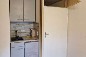 Stilvoll modernisiert: Studentenappartement 1-Zimmer mit Balkon und EBK – Tumblingerstraße 56, 80337 Am Schlachthof, München – Vorschaubild 7