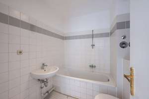 5-Zimmer-Altbauwohnung mit Kachelöfen & Stuck – 144 m² in Top-Lage – Die vollständige Adresse der Immobilie erhältst du vom Anbieter., 10969 Kreuzberg, Berlin – Vorschaubild 10