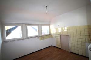 Renovierungsobjekt mit Herz: Familienfreundliches Zuhause mit herrlichem Grundstück in Südlage – Die vollständige Adresse der Immobilie erhältst du vom Anbieter., 72393 Burladingen – Vorschaubild 25