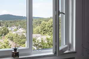 Moderner, sanierter 70's Bungalow mit Weitblick, aufwendig angelegtem Süd-Garten & Designer-Küche – Hochtaunuskreis – Vorschaubild 27