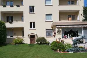 Hagen-Ischeland Schön aufgeteilte Zweizimmerwohnung und großer Küche mit Balkon zum Garten