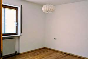 Wohn(t)raum: 3,5-Zimmer Wohnung mit Balkon in Ingolstadt-Nähe Gerolfinger Straße – Die vollständige Adresse der Immobilie erhältst du vom Anbieter., 85049 Friedrichshofen-Hollerstauden, Ingolstadt – Vorschaubild 16